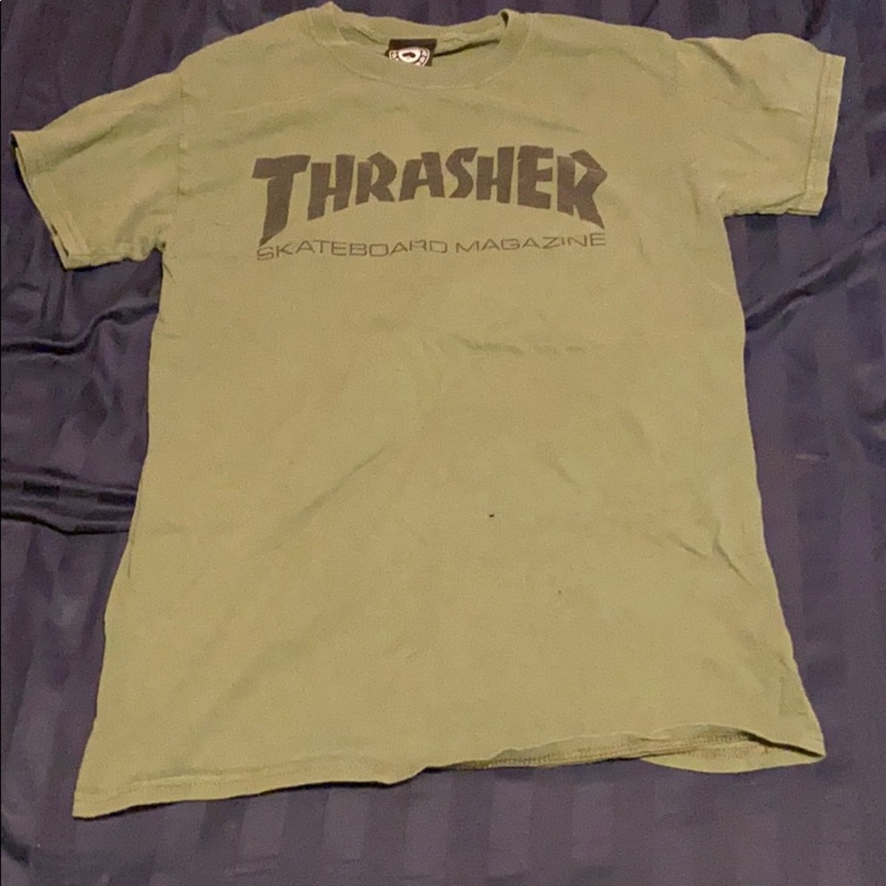 nice thrasher shirt